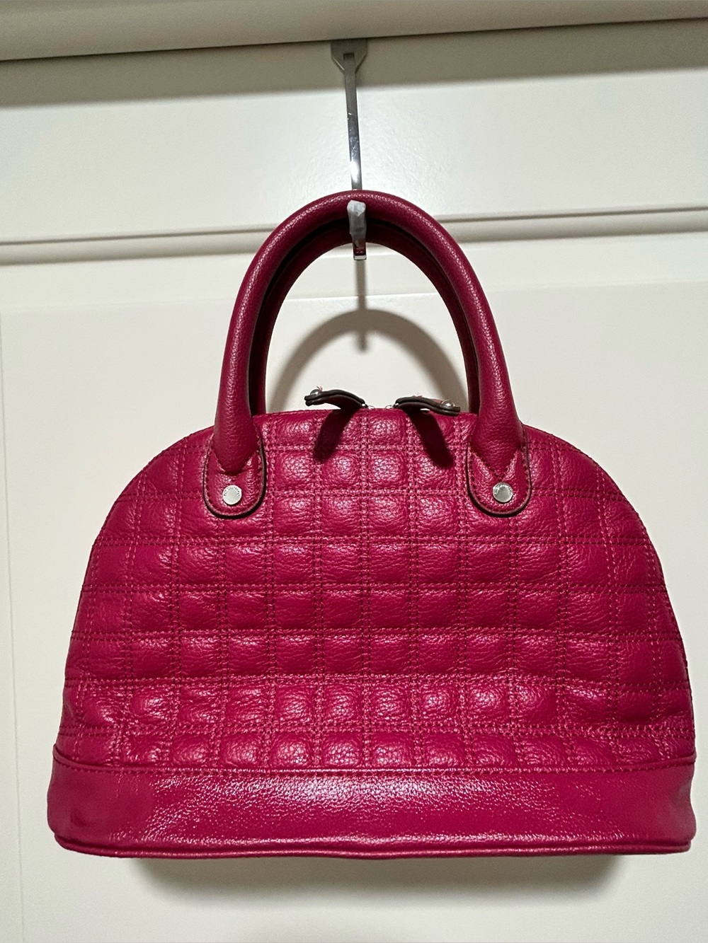 Tignanello Leather Quilted Satchel Handbag - pinkinsh-red, interior